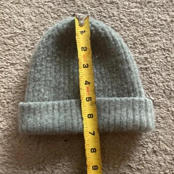 Nordstrom rack beanie hat - Picture 4 of 4